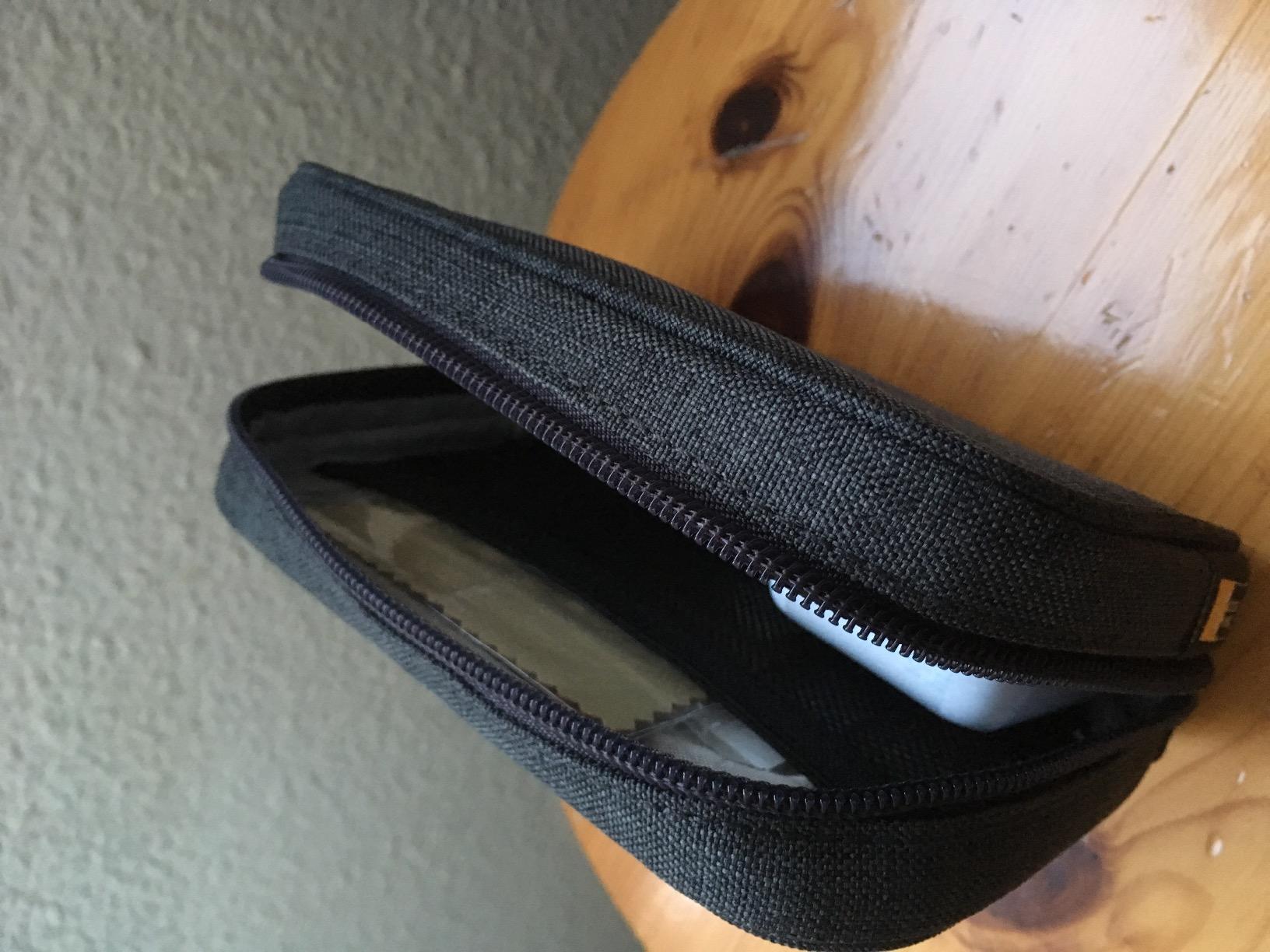 Case Logic étui accessoires nylon moyen gris organiseur