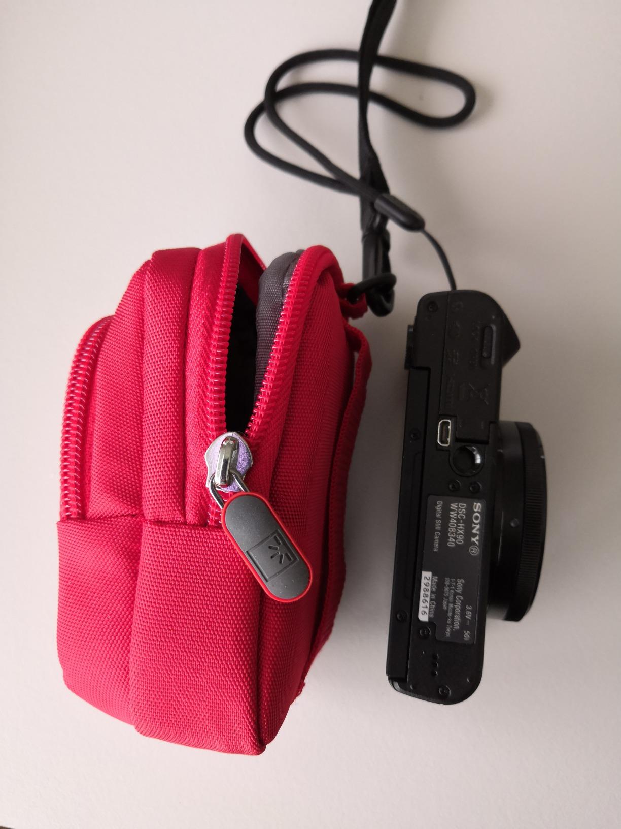 Case Logic DCB302R étui compact rouge nylon