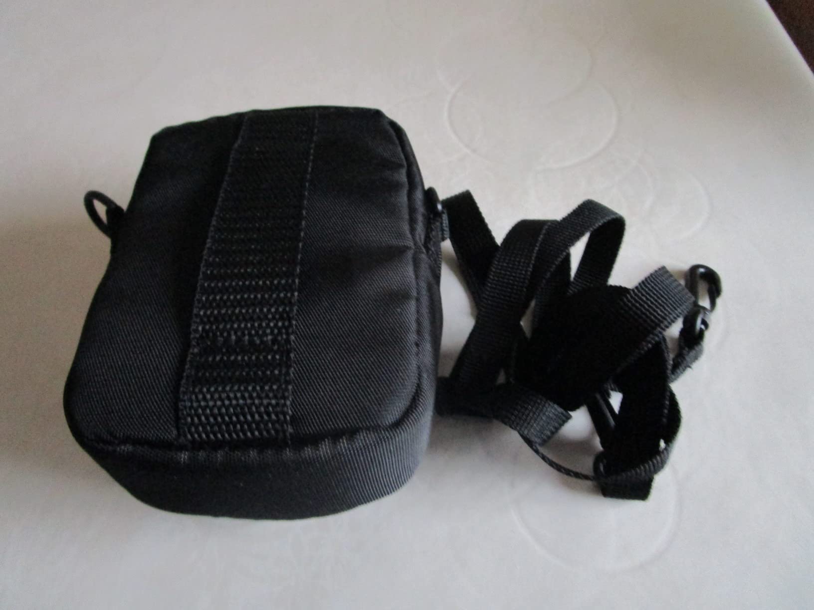 Case Logic DCB313K étui appareil photo compact noir poche zippée