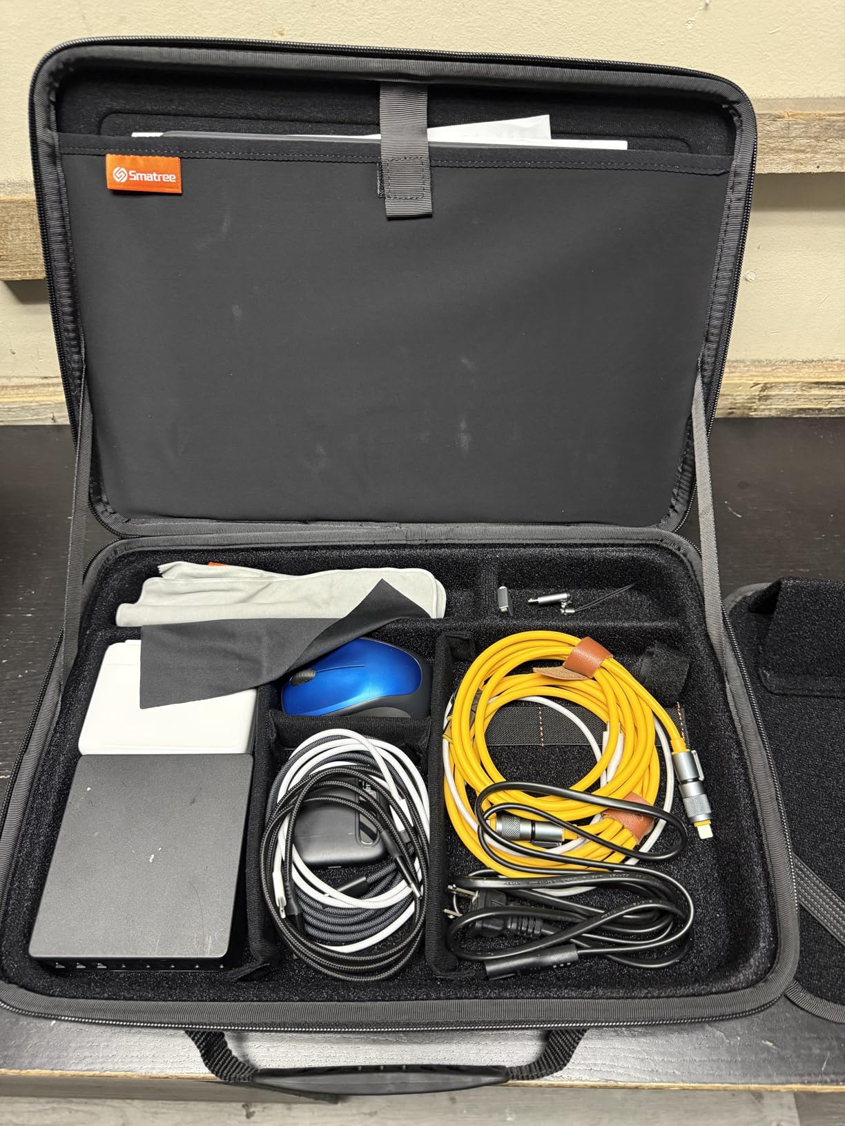 Smatree MobileBase A485S sacoche PC 16" HP noire support