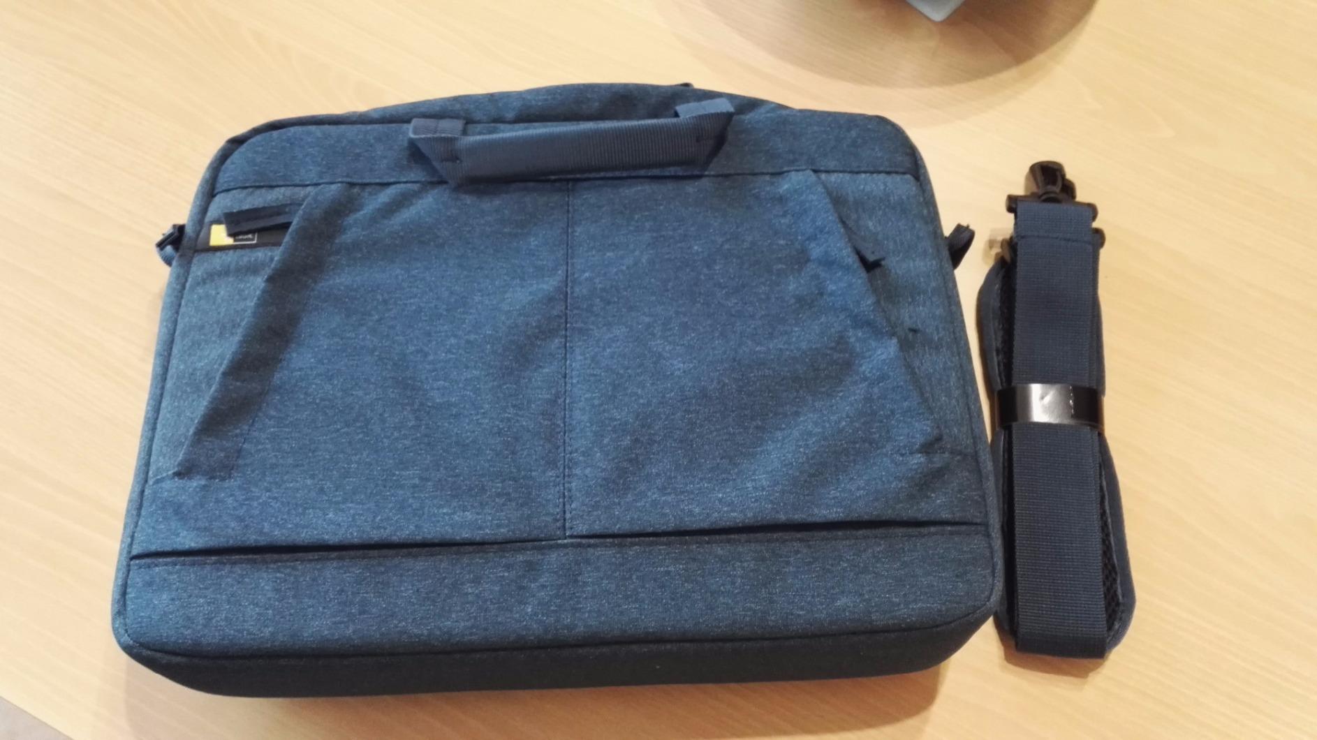 Case Logic HUXS111B housse PC 11,6" bleu polyester