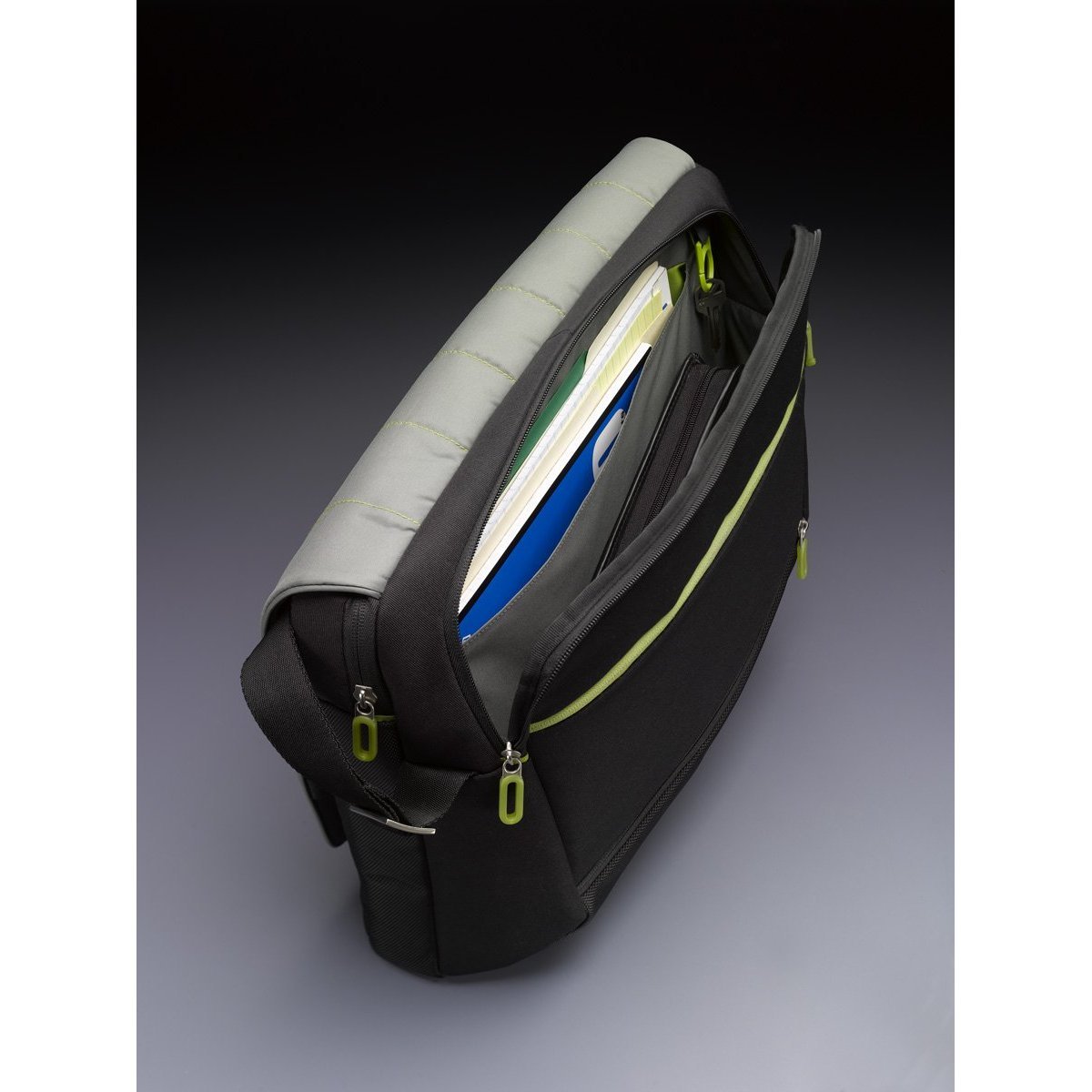Case Logic PNM217K besace PC 15-17,3 pouces noir nylon
