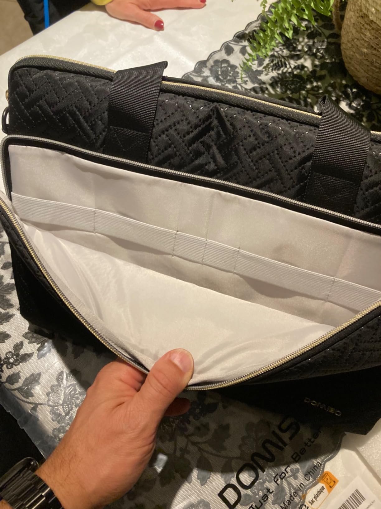 DOMISO 15,6 pouces sacoche ordinateur bandoulière noir zip doré