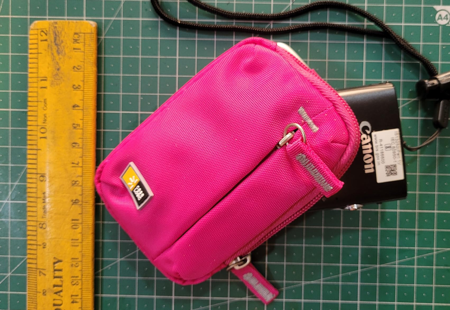 Case Logic étui photo nylon rose mousqueton