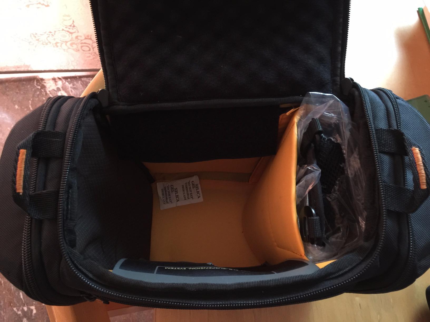 Case Logic SLRC203 housse reflex semi-rigide noir zoom