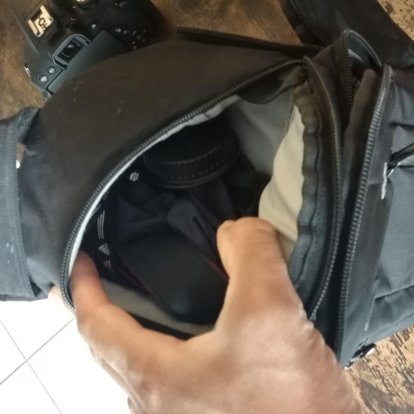 Case Logic TBC410K bandoulière photo reflex noir nylon