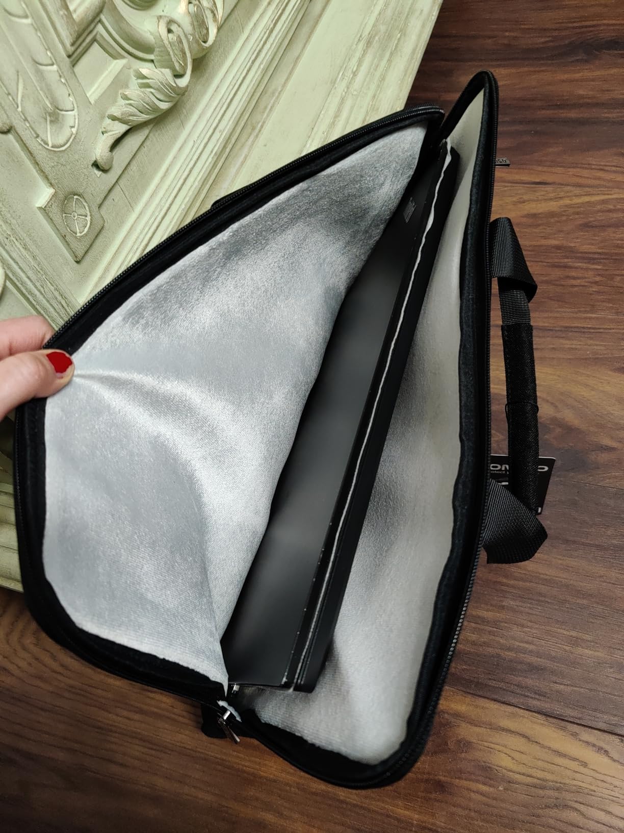 DOMISO Housse ordinateur portable 17,3 pouces noire imperméable