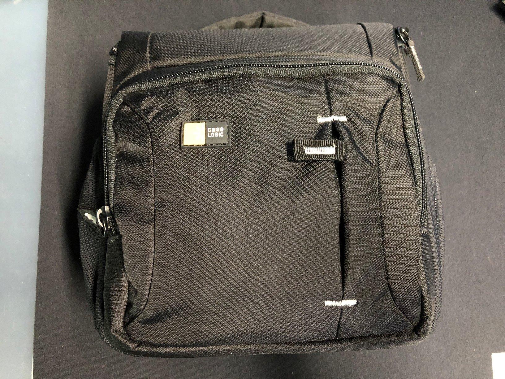 Case Logic TBC409K housse reflex noir protection hamac