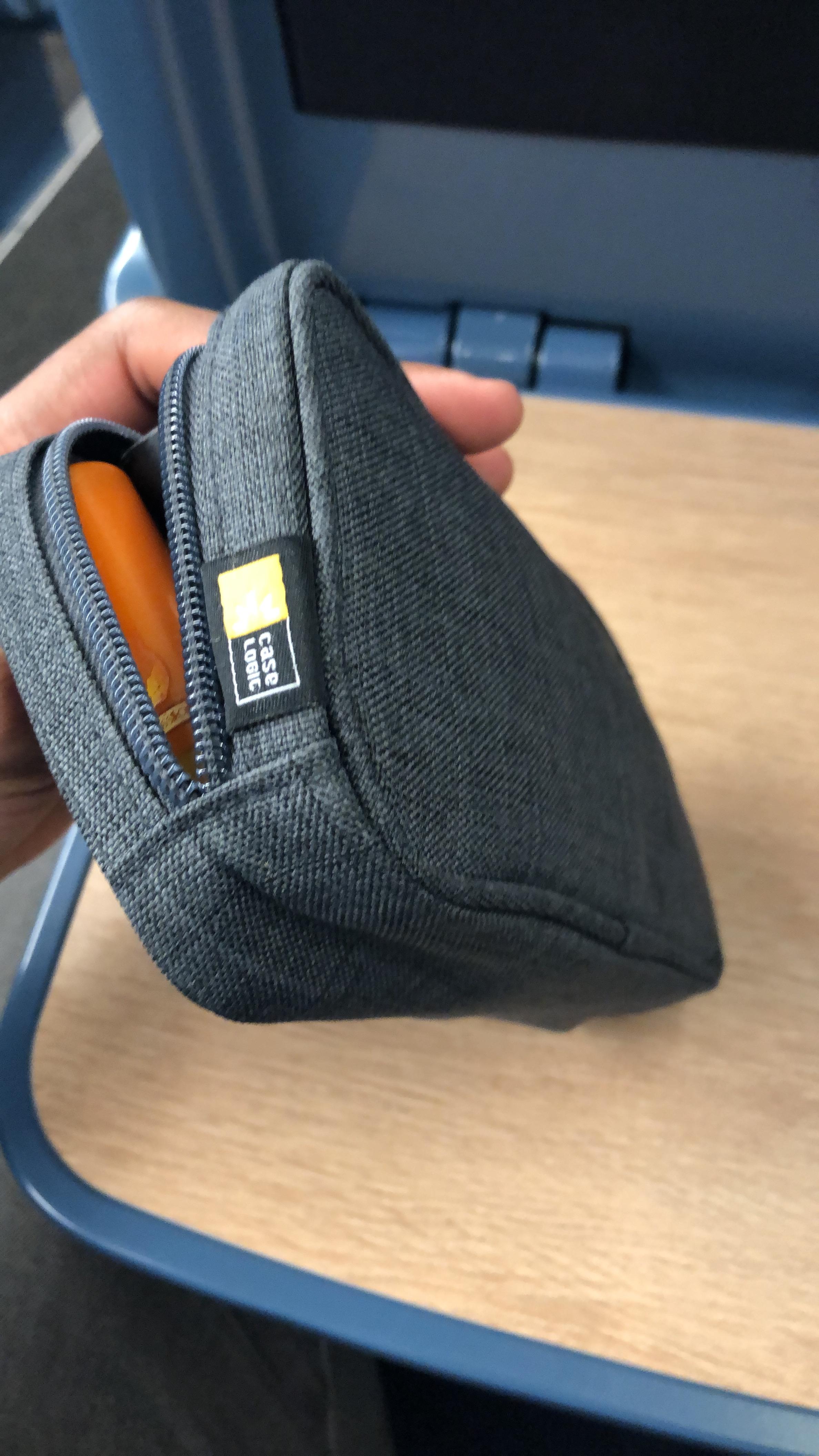 Case Logic étui accessoires nylon moyen gris organiseur