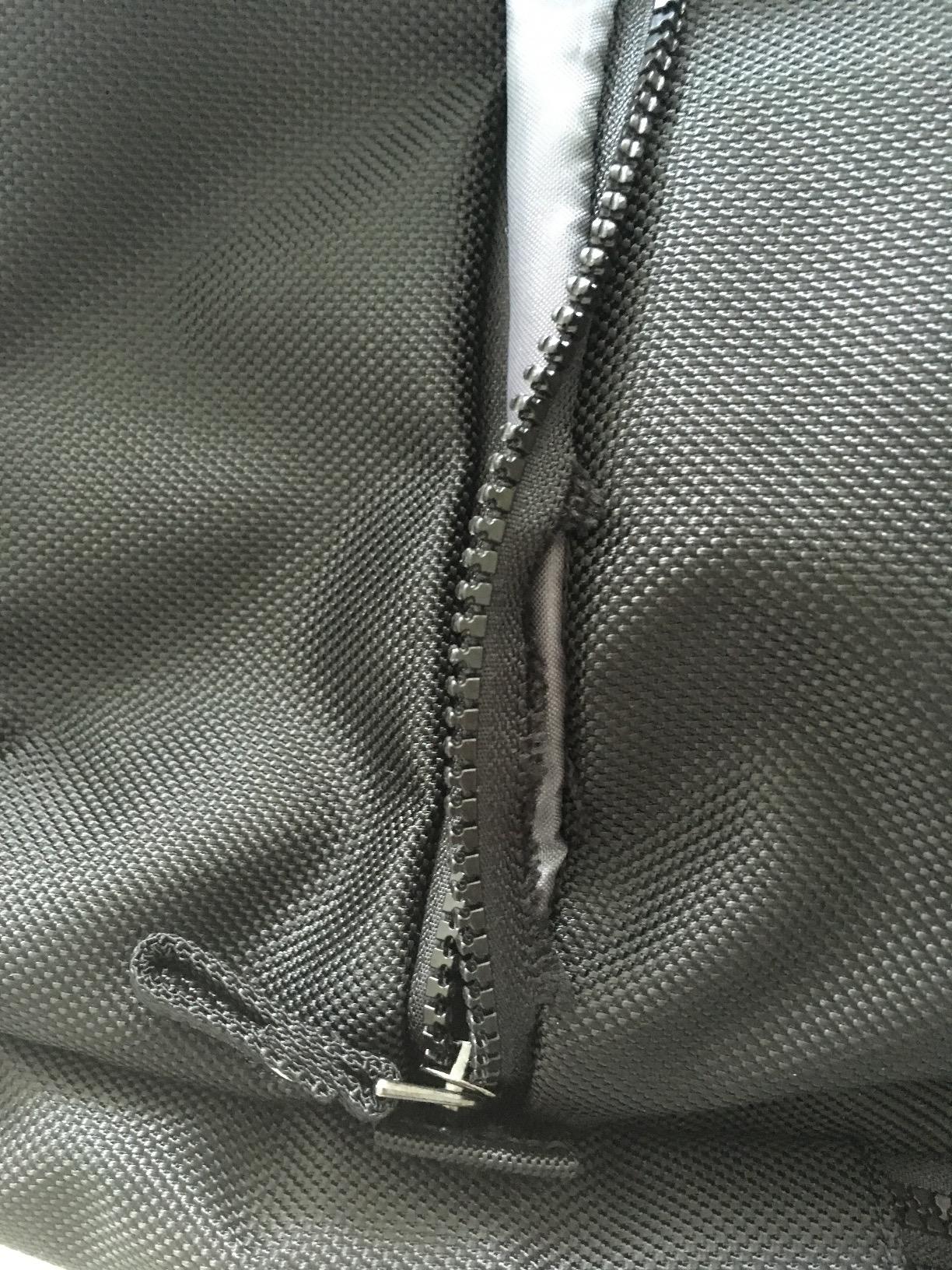 Case Logic Bryker BRYBP114 sac à dos 14" noir convertible