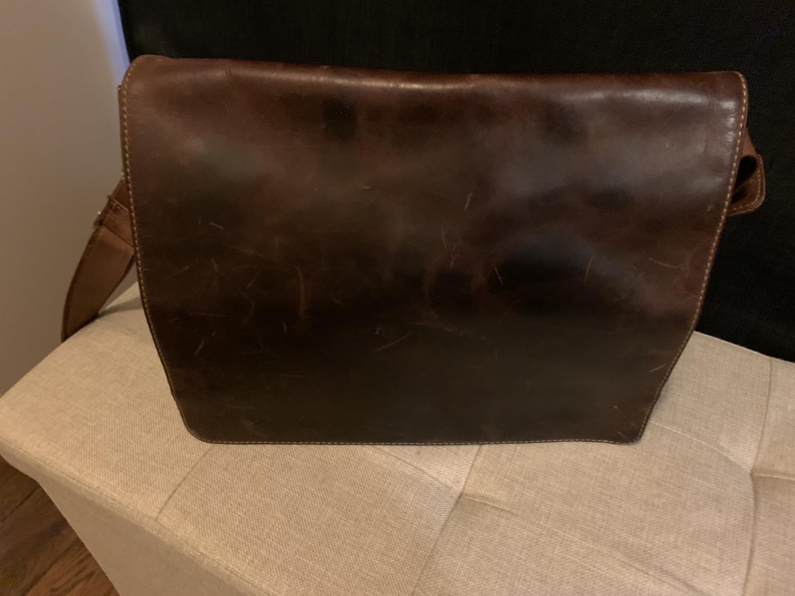 Visconti 18548 Harvard sac cuir moka A4 bandoulière