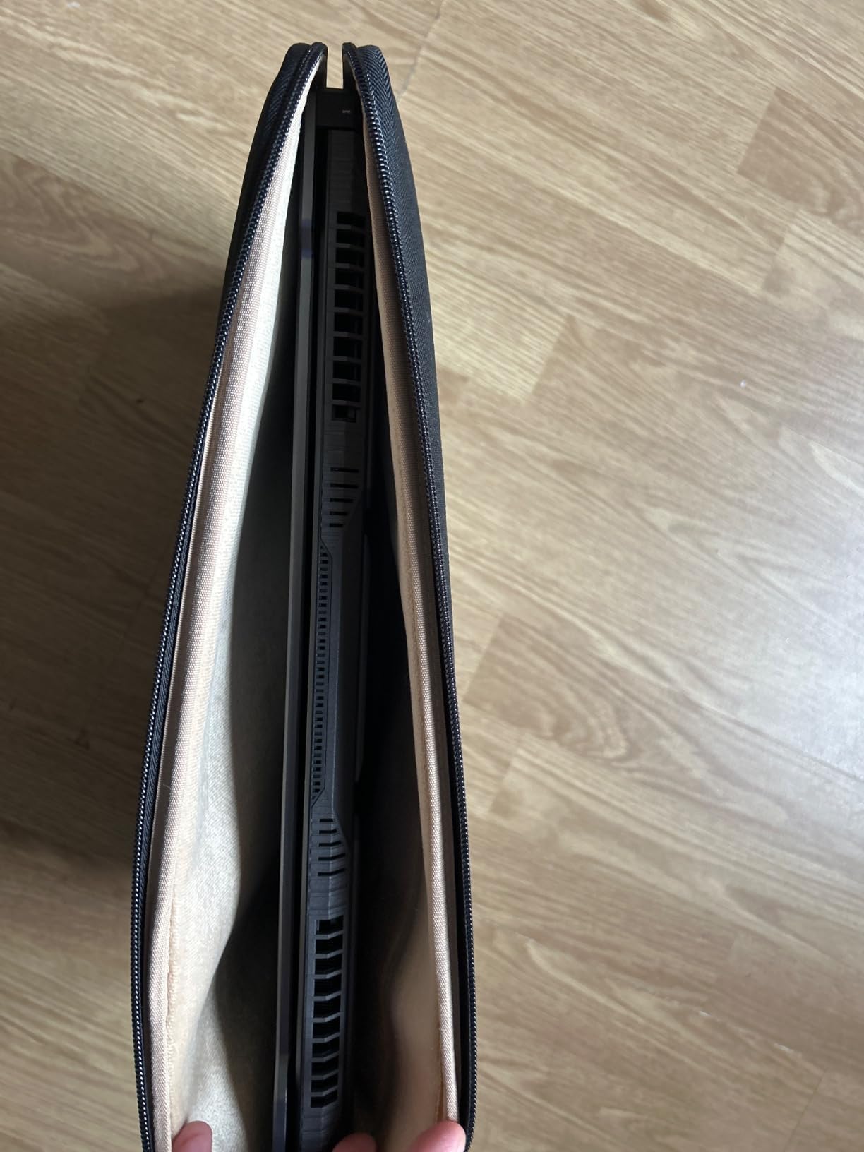 Domiso housse ordinateur 17,3 pouces noire imperméable