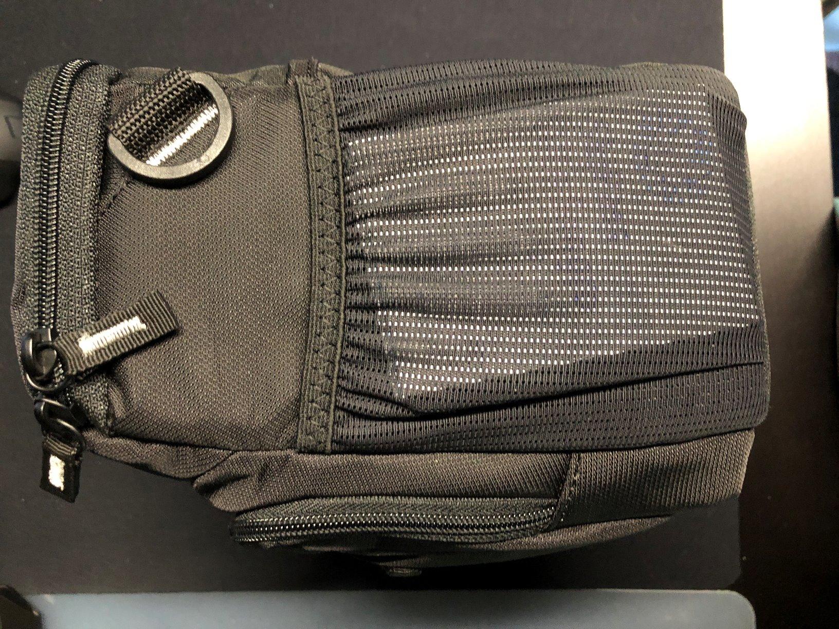 Case Logic TBC409K housse reflex noir protection hamac